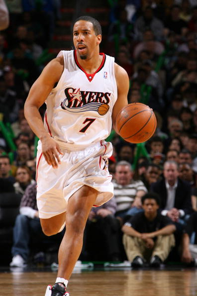 着更多年轻 着更多年轻